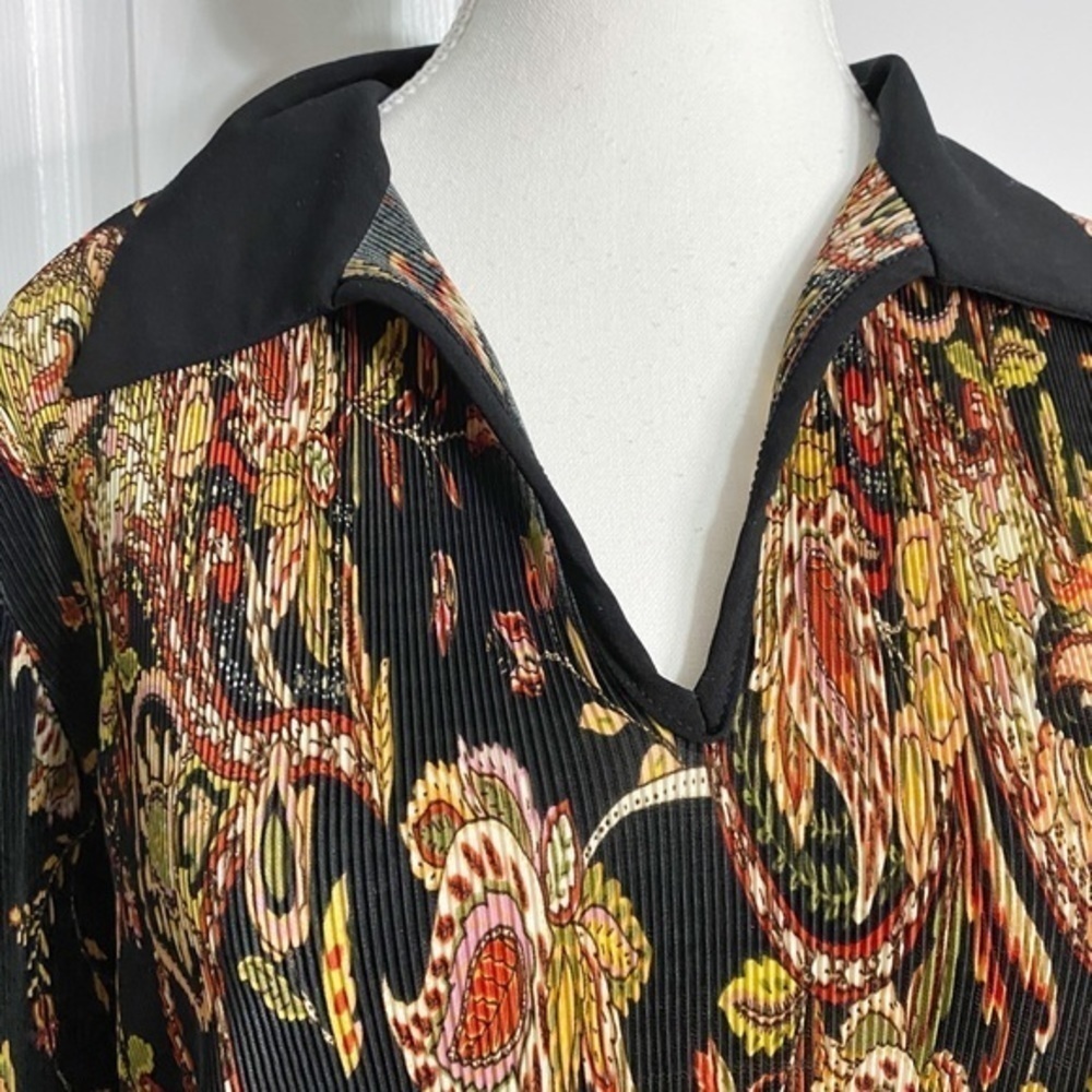 Unbranded Y2K Dark Floral Plissé 3/4 Sleeve‎ Collared Blouse - Picture 3 of 10